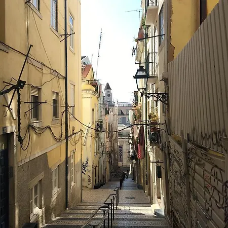 Guest Bica * Lisbon