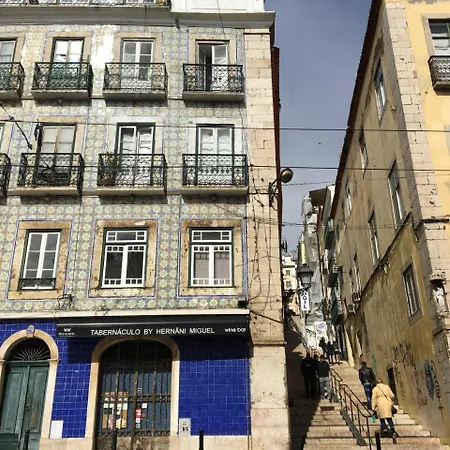 Guest Bica Lisbon