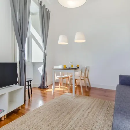 Guest Bica Apartment *